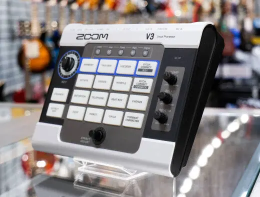 Zoom - V3 Multi-effects Vocal Processor 2